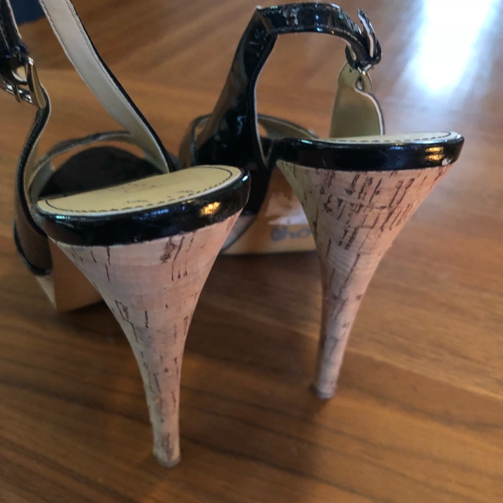 Guess Heels - Picture 2 of 3